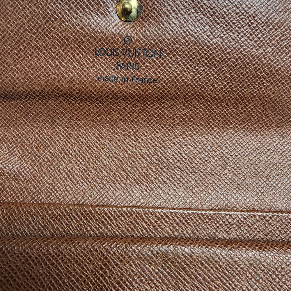 Louis Vuitton Monogram Wallet - Picture 11 of 16
